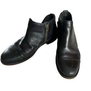 Timberland Carleton Black Suede‎ Ankle Bootie Side Zipper A1HUL Women's Size 6.5